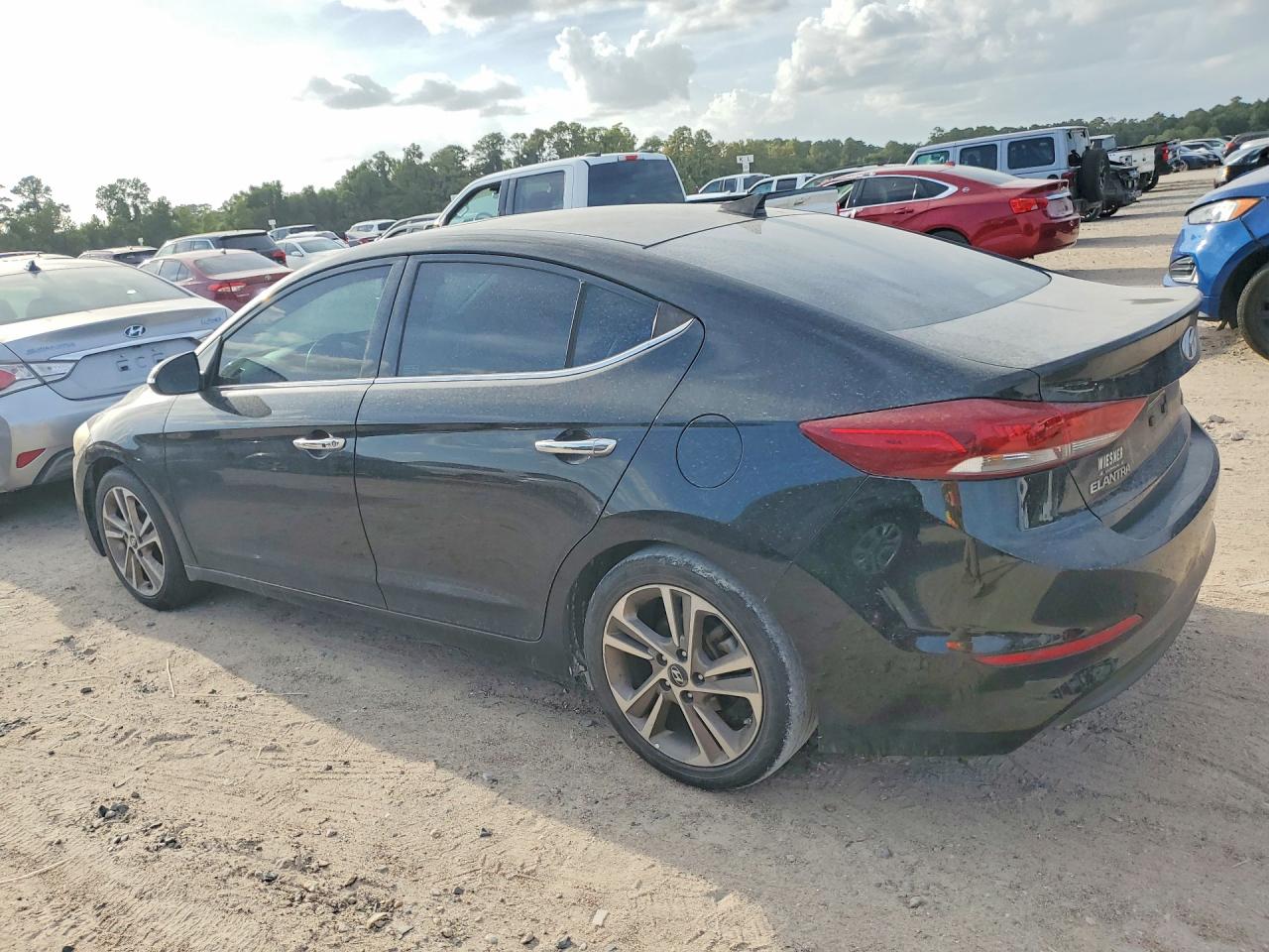 2017 HYUNDAI ELANTRA LIMITED — снимка 2