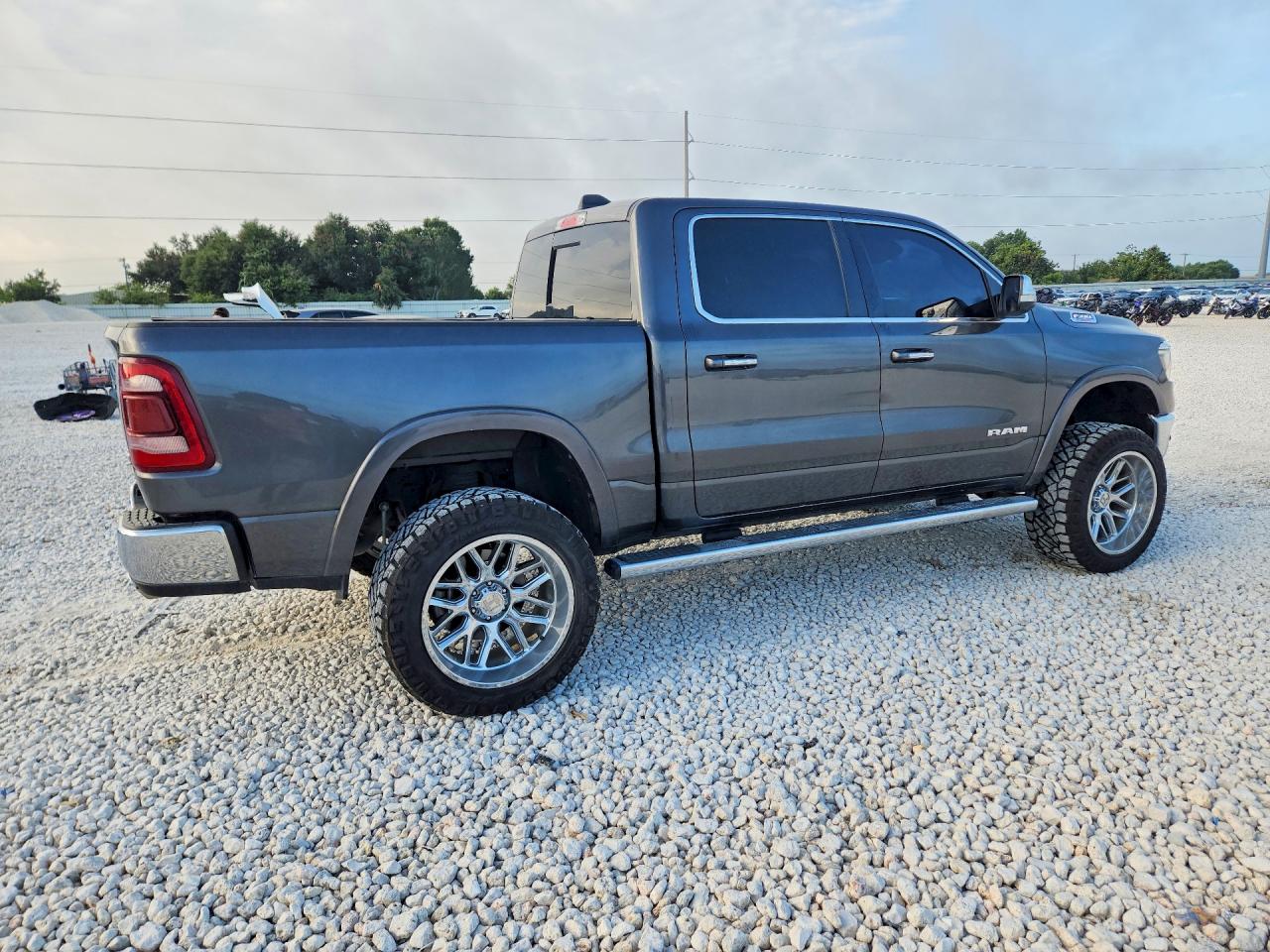 2022 RAM 1500 LARAMIE — снимка 3