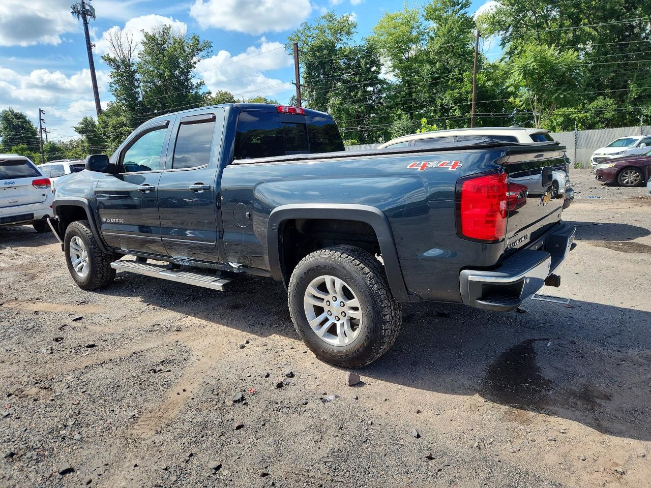 2017 CHEVROLET SILVERADO K1500 LT — снимка 2