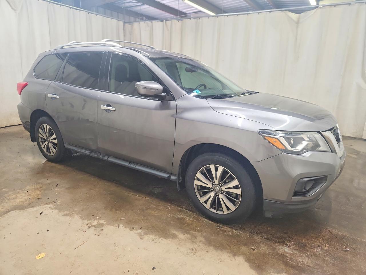 2019 NISSAN PATHFINDER S — photo 4