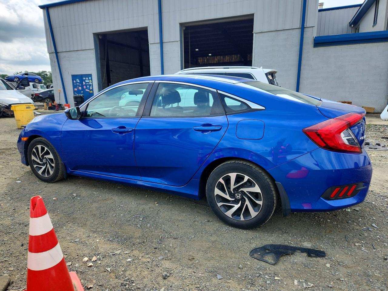 2019 HONDA CIVIC LX — снимка 2