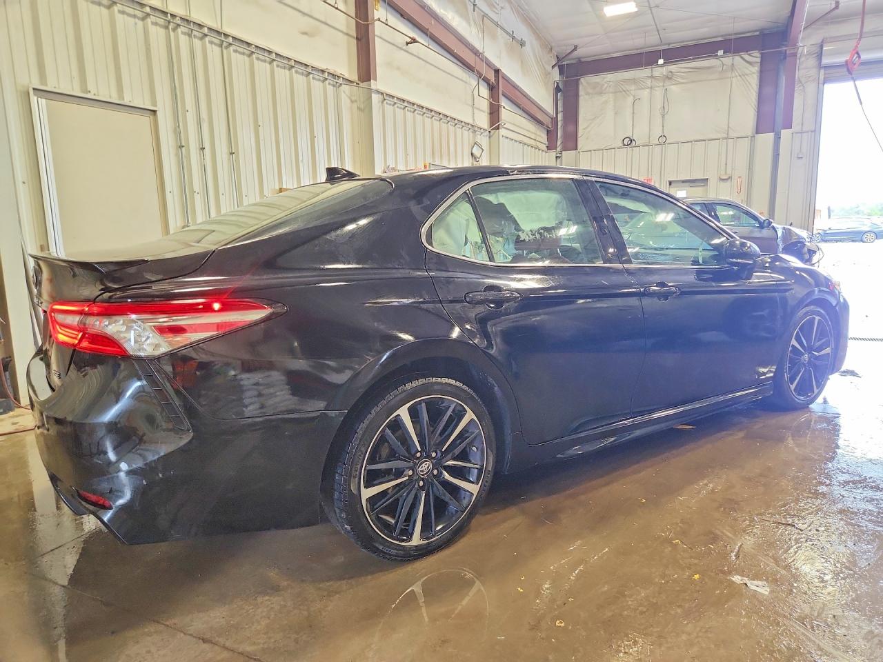 2019 TOYOTA CAMRY XSE V6 — снимка 3