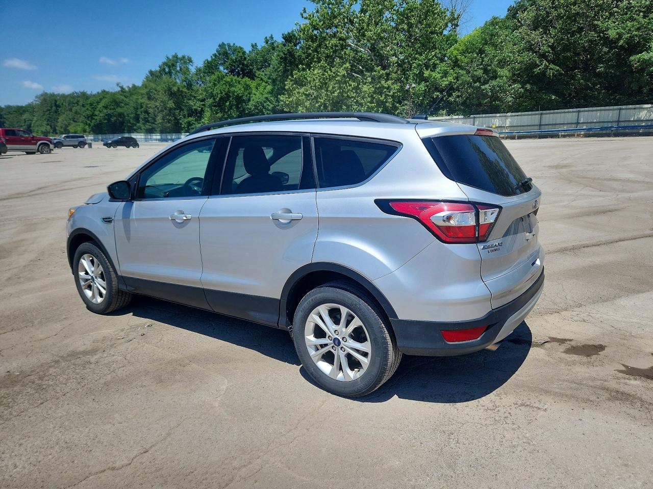 2018 FORD ESCAPE SE — снимка 2