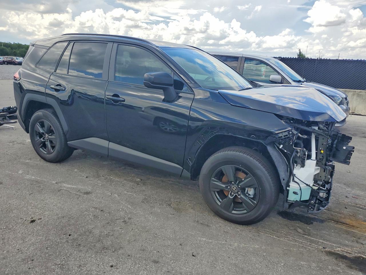 2026 TOYOTA RAV4 LE — снимка 4