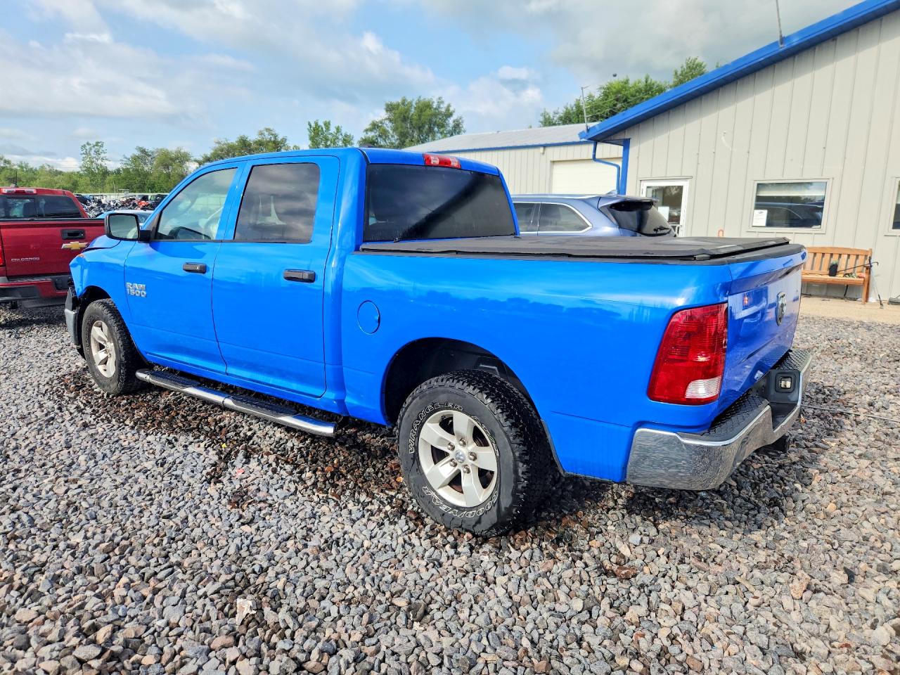 2016 RAM 1500 ST — снимка 2