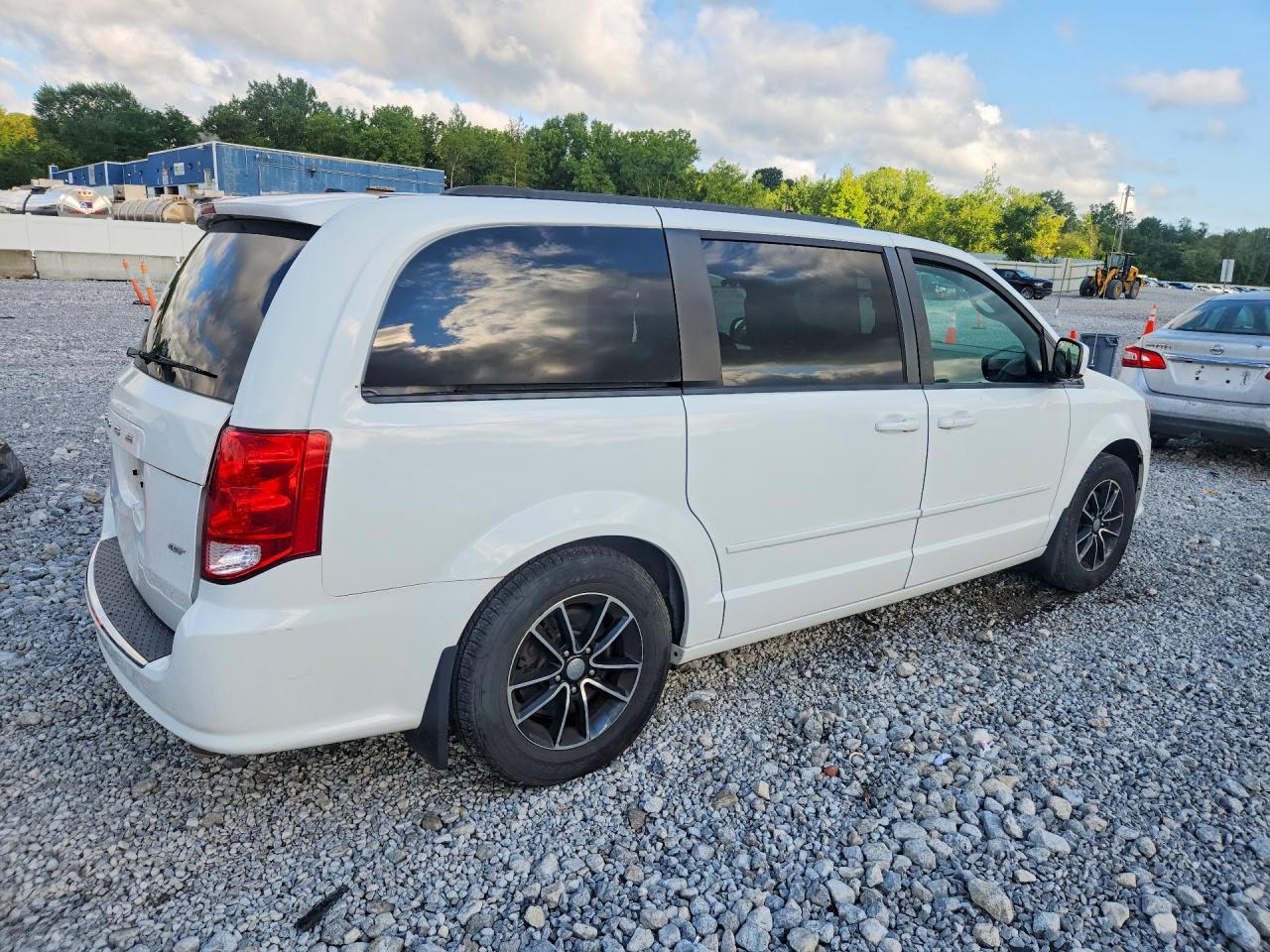 2017 DODGE GRAND CARAVAN GT — снимка 3
