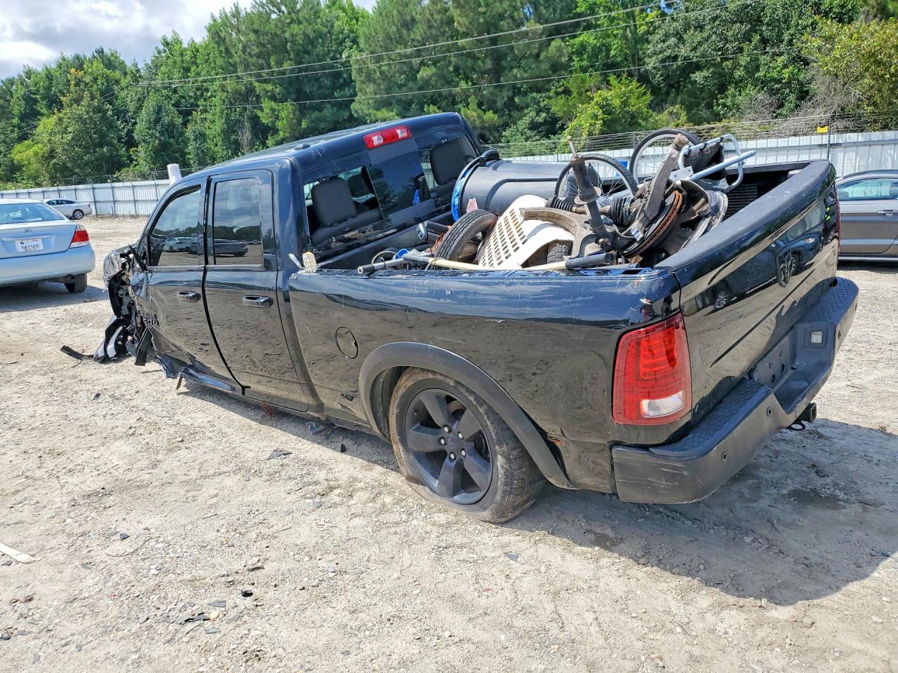 2019 RAM 1500 CLASSIC — снимка 2