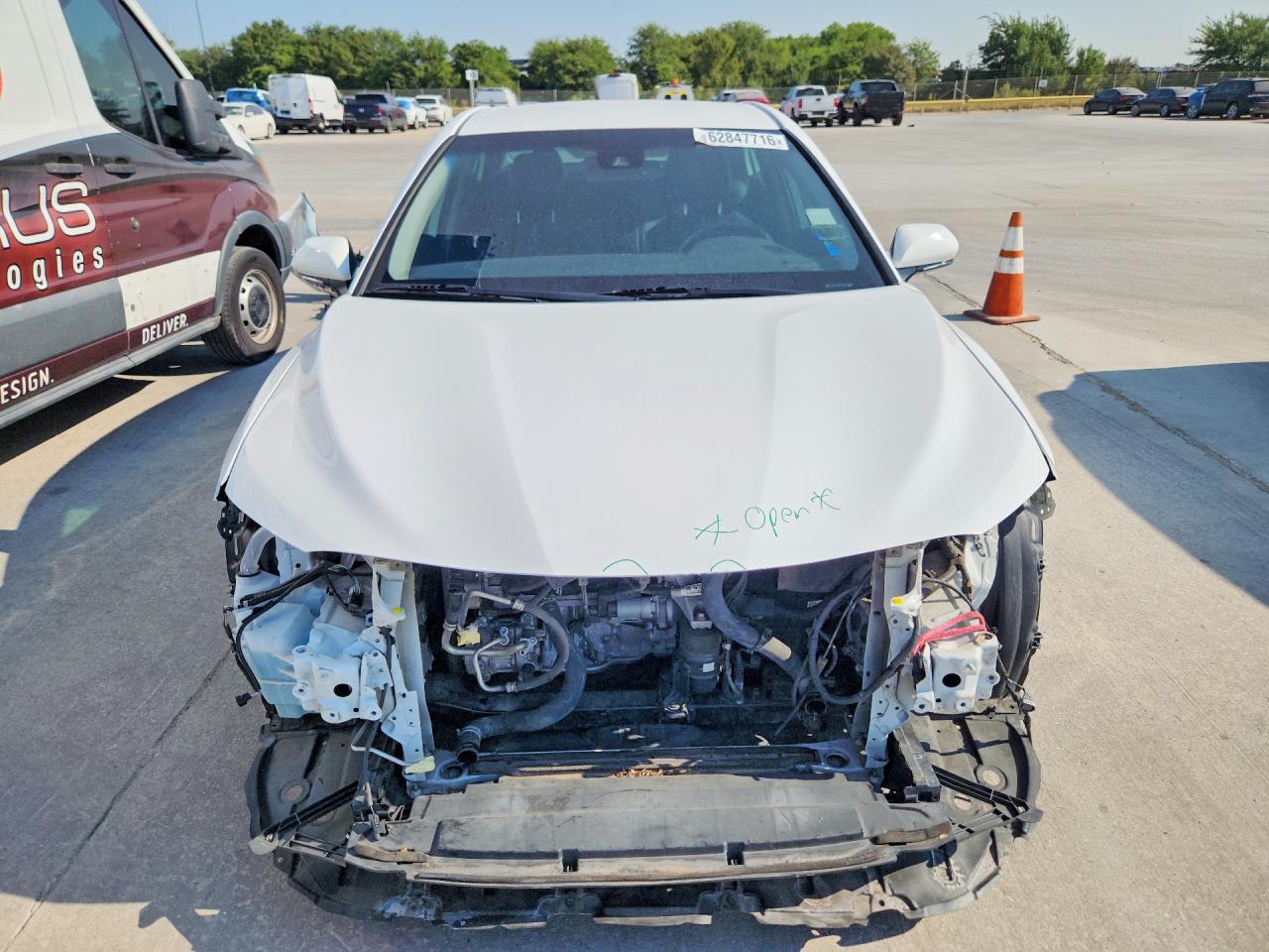 2019 TOYOTA CAMRY SE — снимка 5
