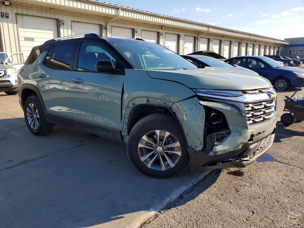 2025 CHEVROLET EQUINOX LT — снимка 4