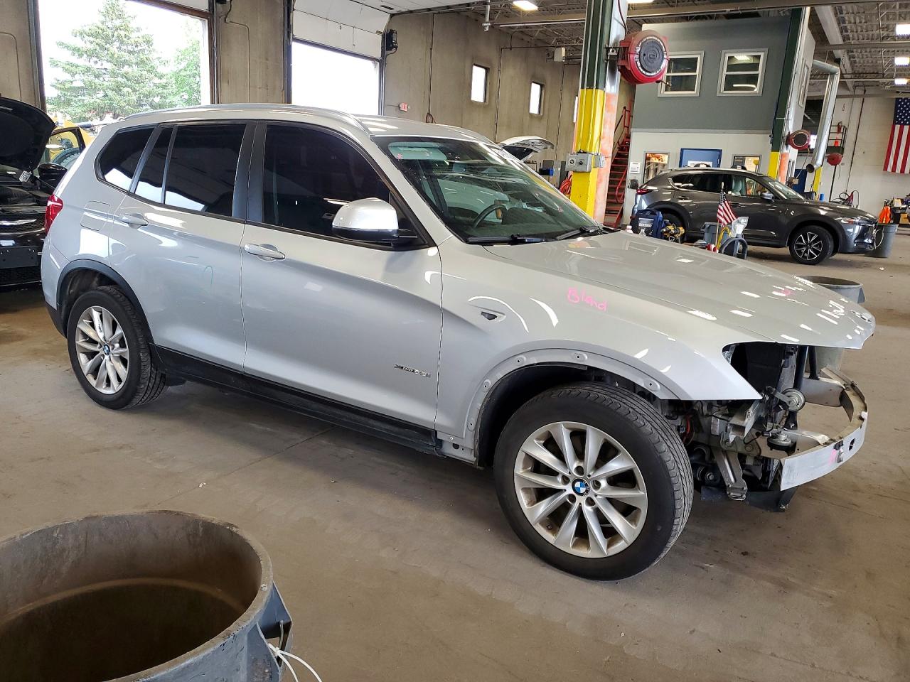 2017 BMW X3 XDRIVE28I — снимка 4