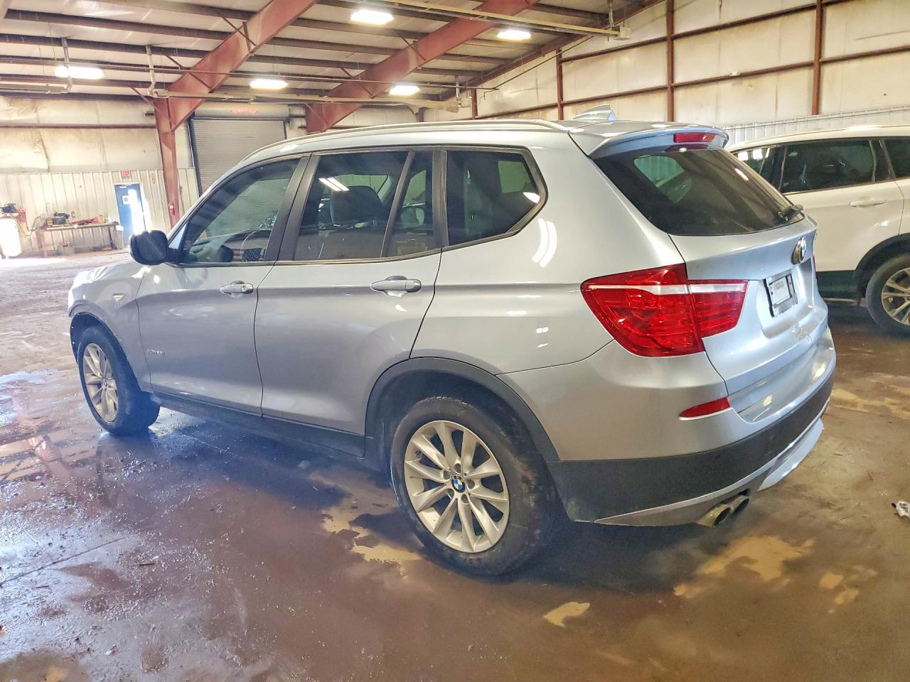 2013 BMW X3 XDRIVE28I — снимка 2