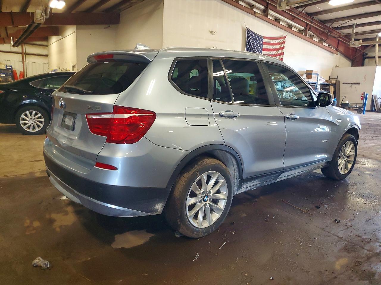 2013 BMW X3 XDRIVE28I — снимка 3