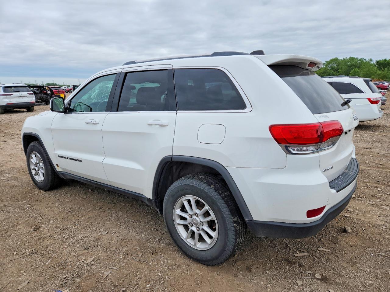 2019 JEEP GRAND CHEROKEE LAREDO — снимка 2
