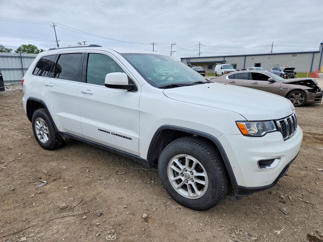 2019 JEEP GRAND CHEROKEE LAREDO — снимка 4