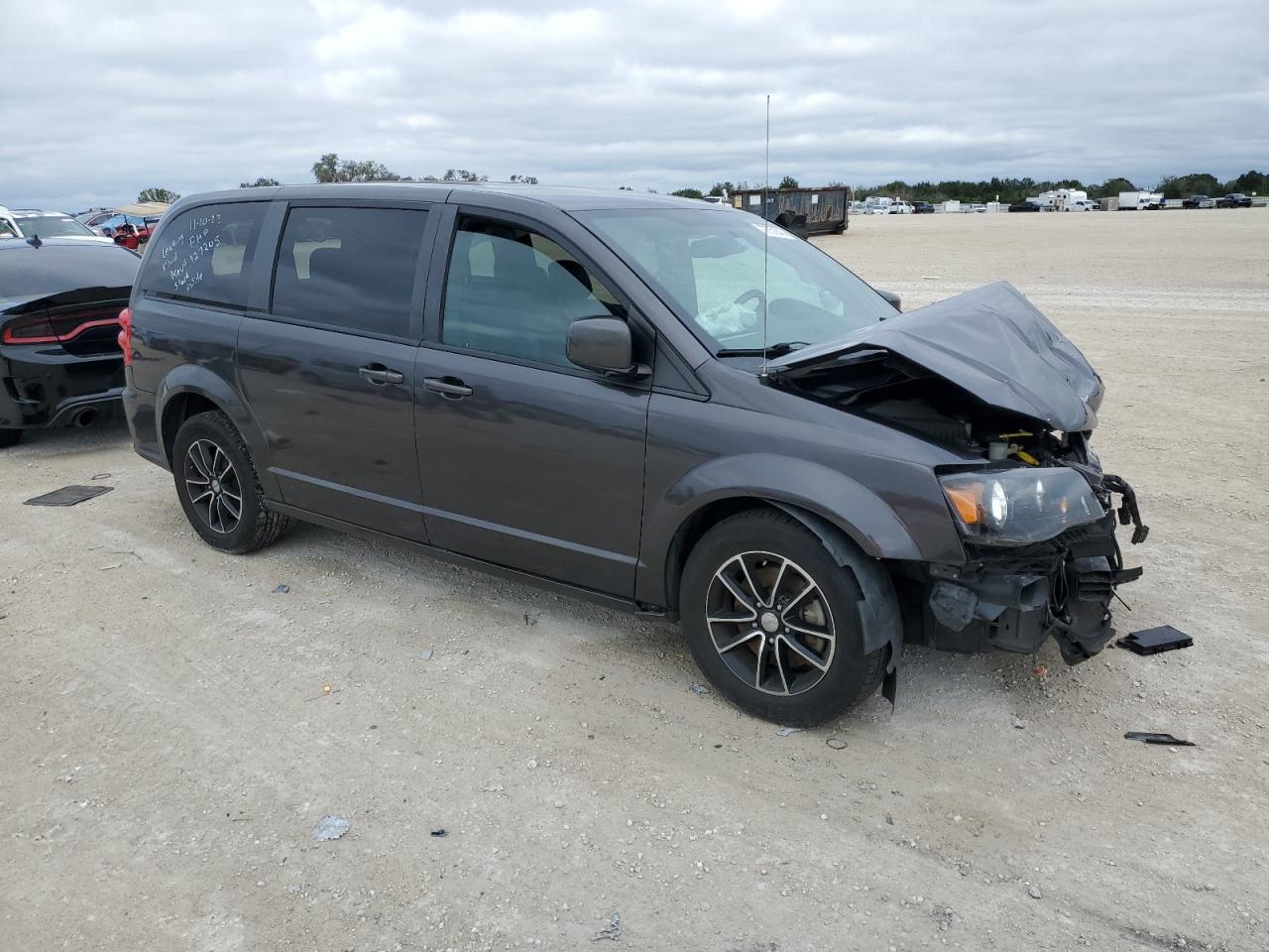 2018 DODGE GRAND CARAVAN GT — снимка 4