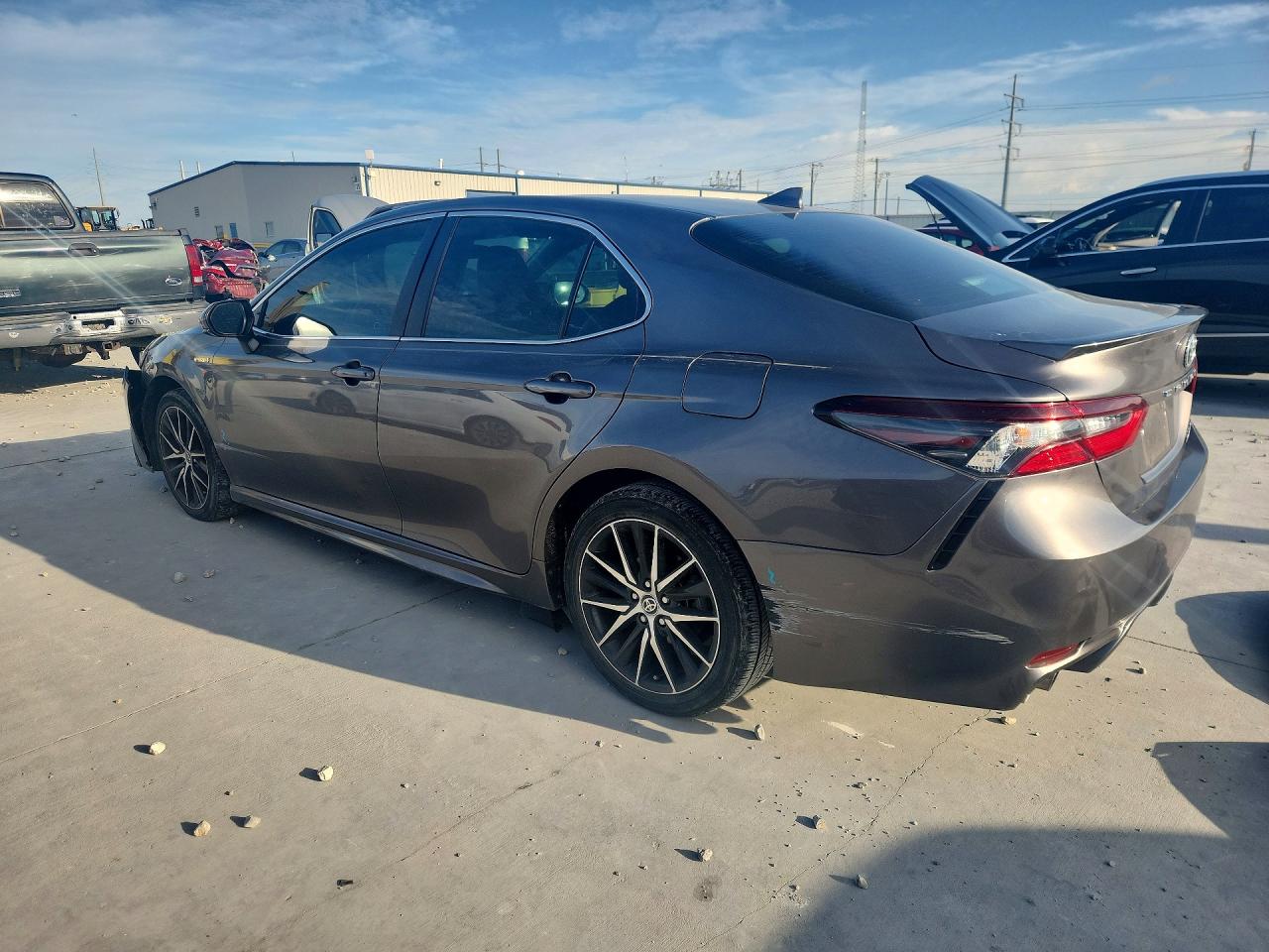 2021 TOYOTA CAMRY SE — снимка 2