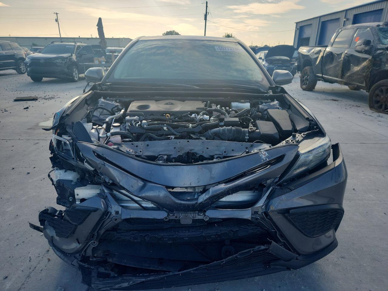 2021 TOYOTA CAMRY SE — снимка 5