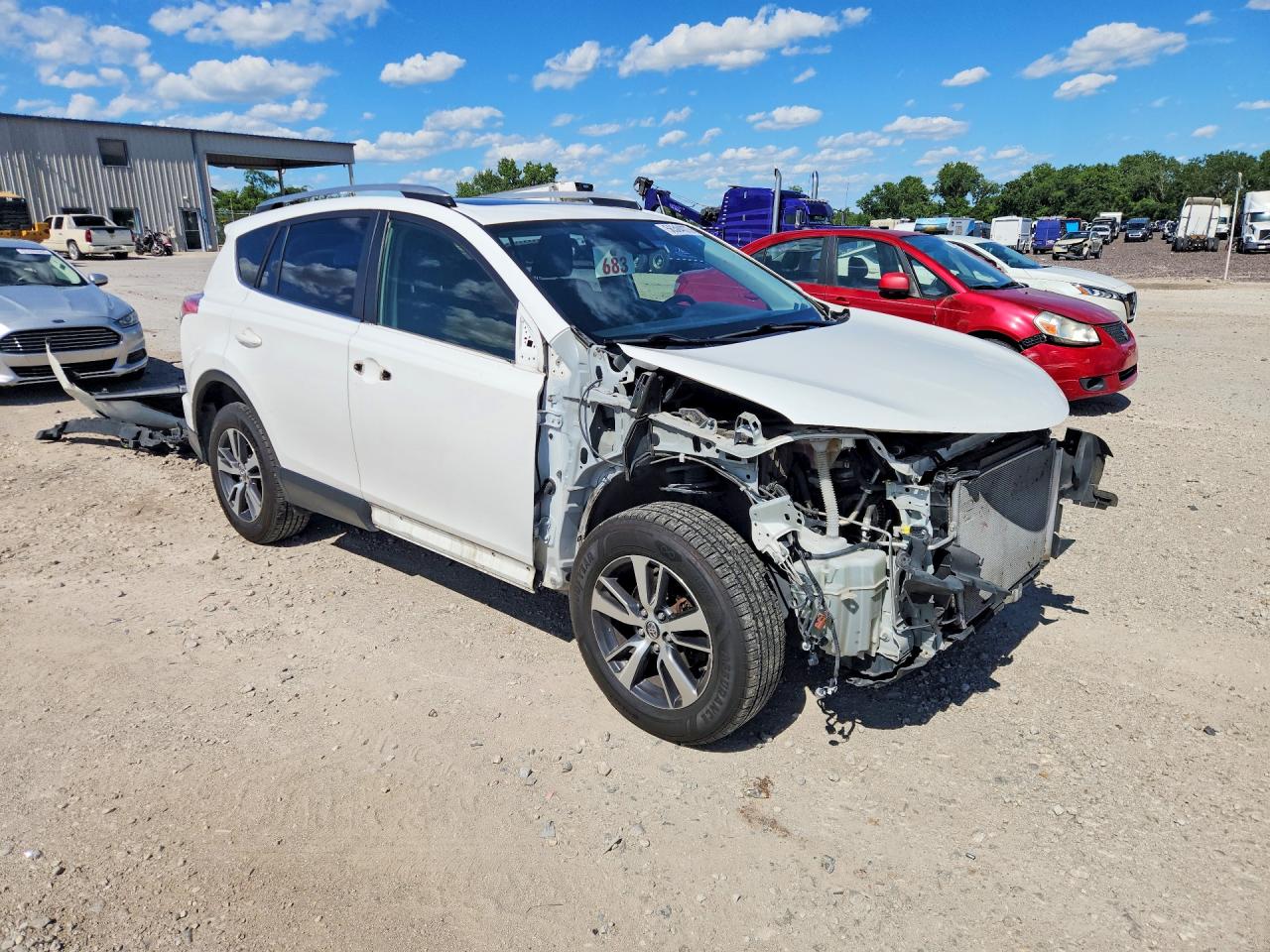 2018 TOYOTA RAV4 XLE — снимка 4