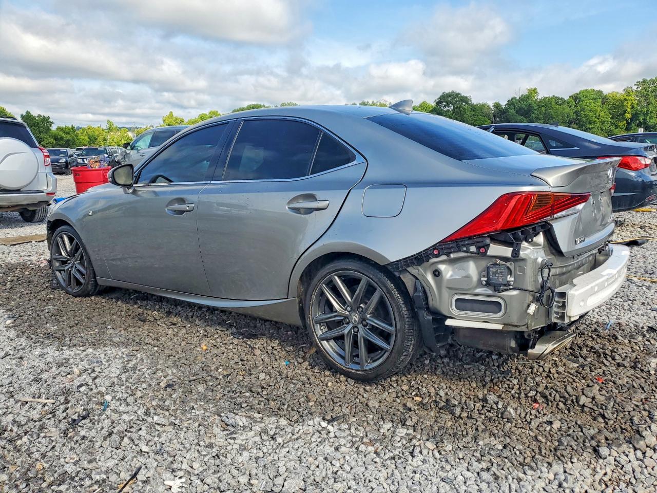 2019 LEXUS IS 300 — снимка 2
