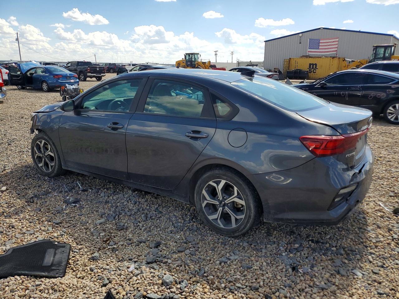 2021 KIA FORTE LXS — снимка 2