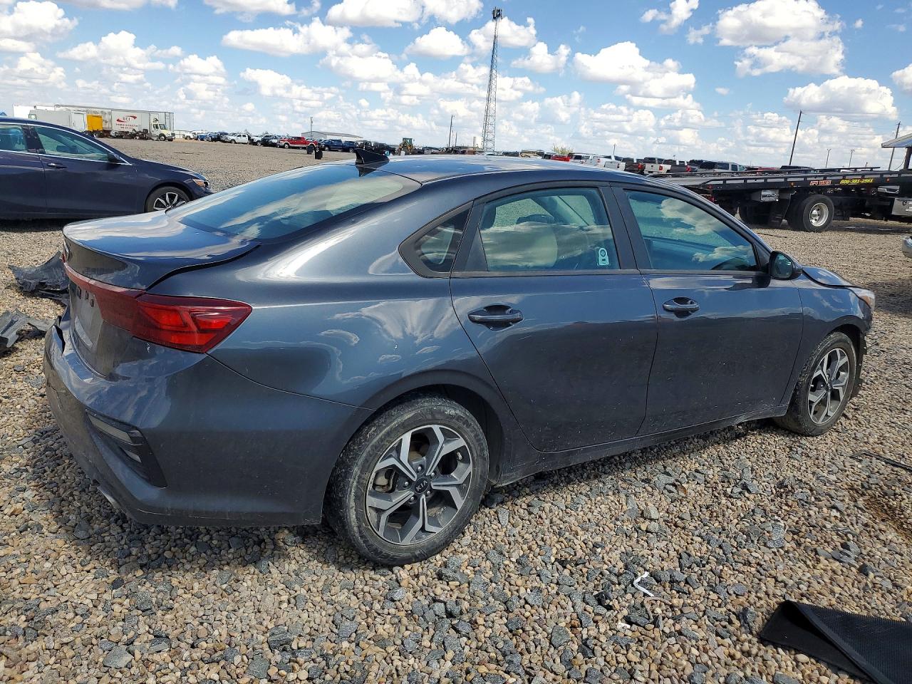 2021 KIA FORTE LXS — снимка 3