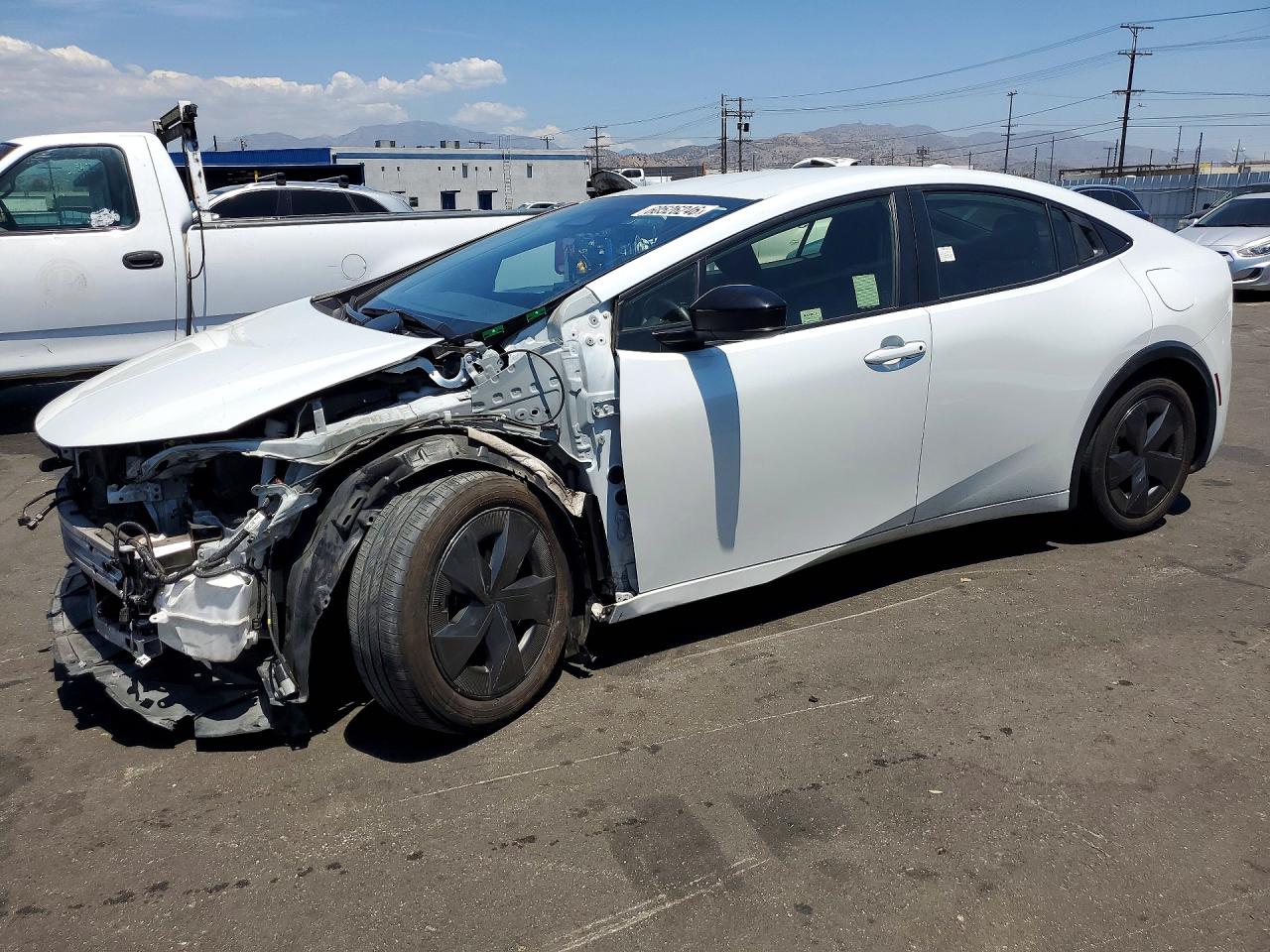 2024 TOYOTA PRIUS LE