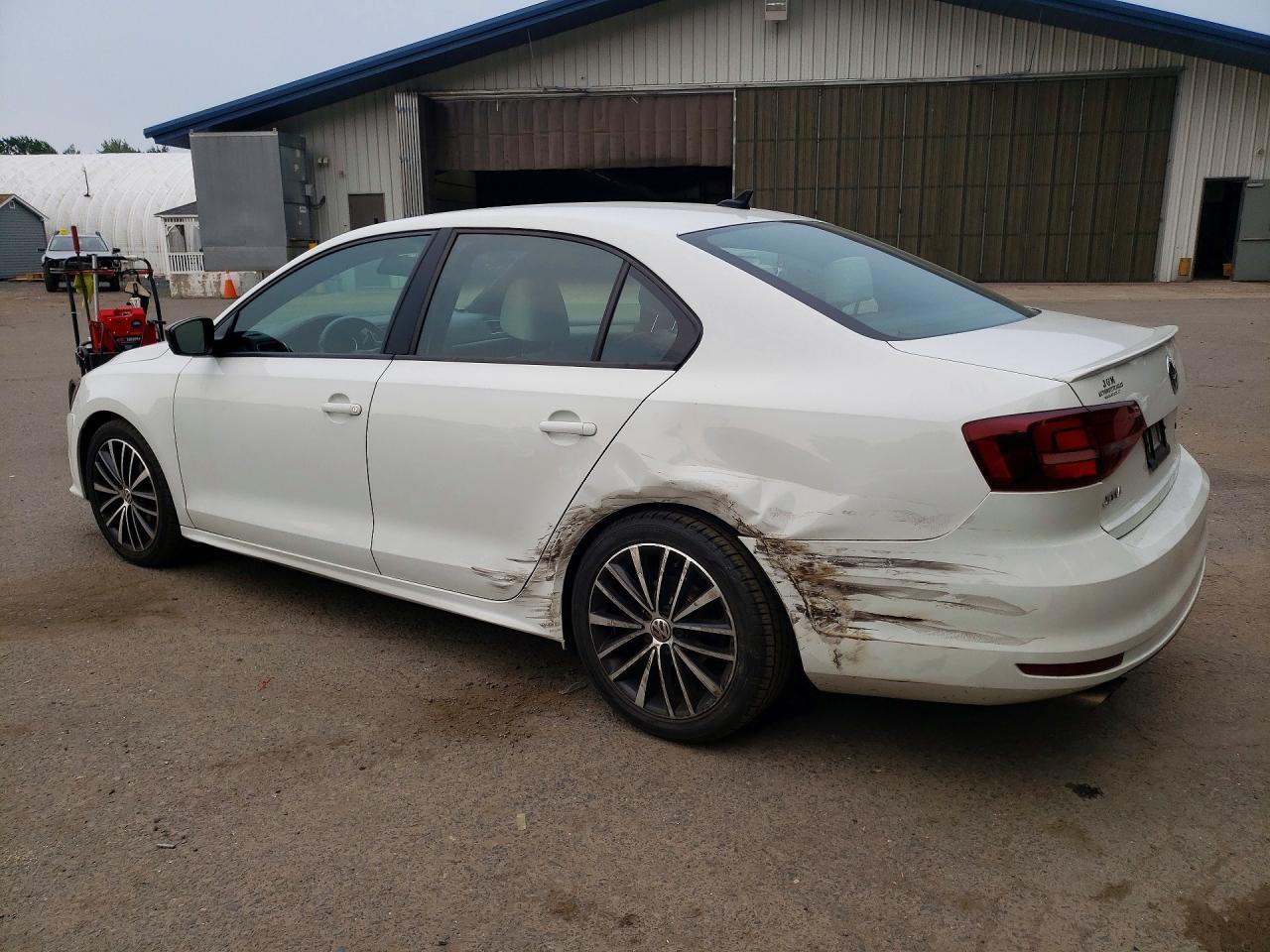 2016 VOLKSWAGEN JETTA SPORT — снимка 2
