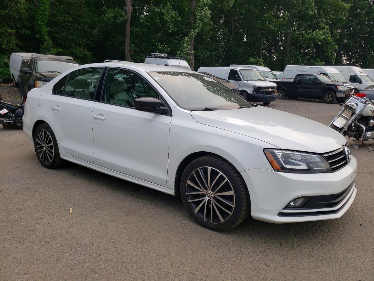 2016 VOLKSWAGEN JETTA SPORT — снимка 4
