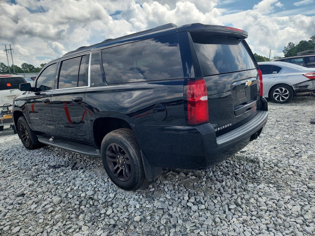 2016 CHEVROLET SUBURBAN K1500 LT — снимка 2