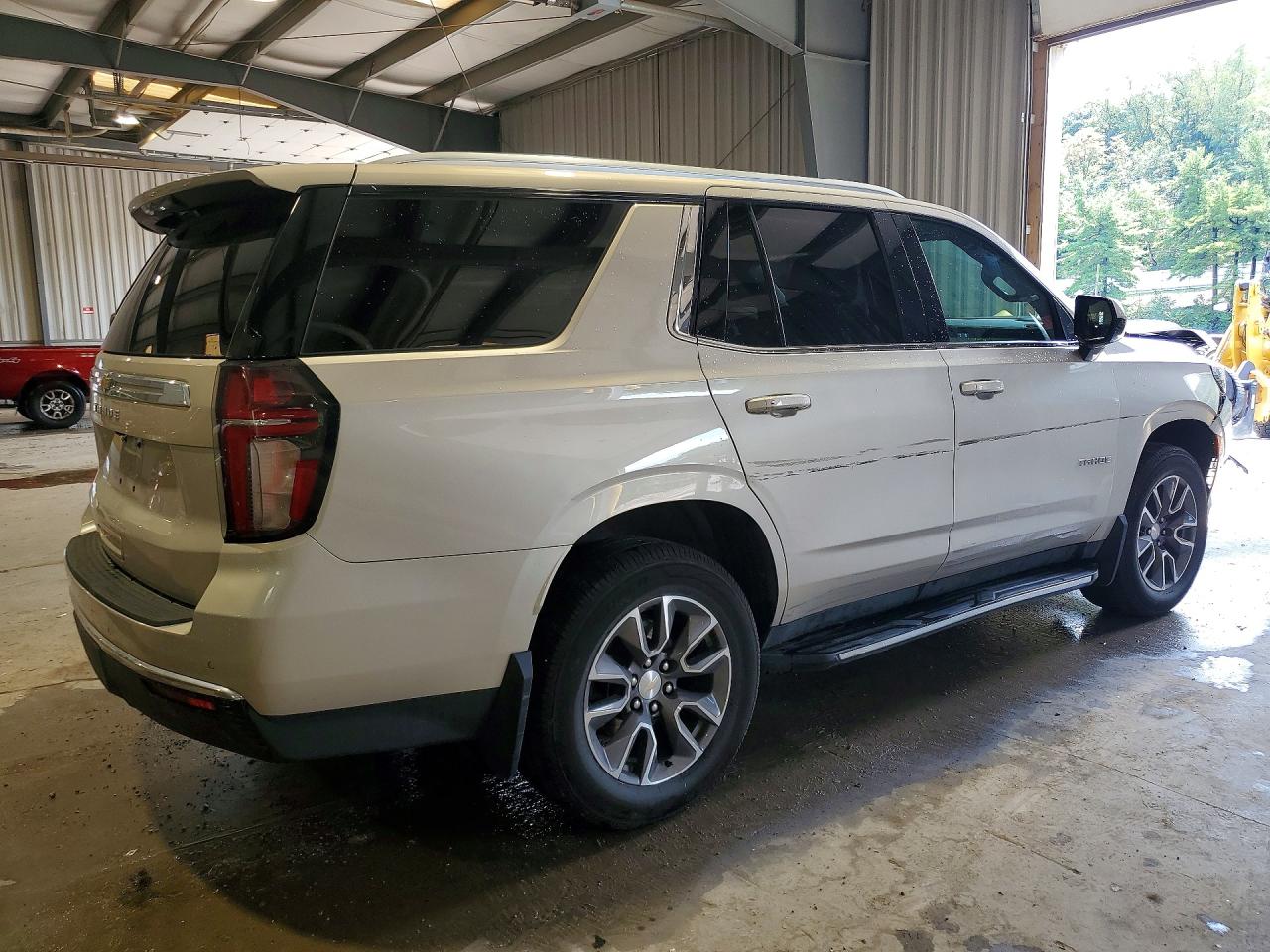 2023 CHEVROLET TAHOE K1500 LS — снимка 3
