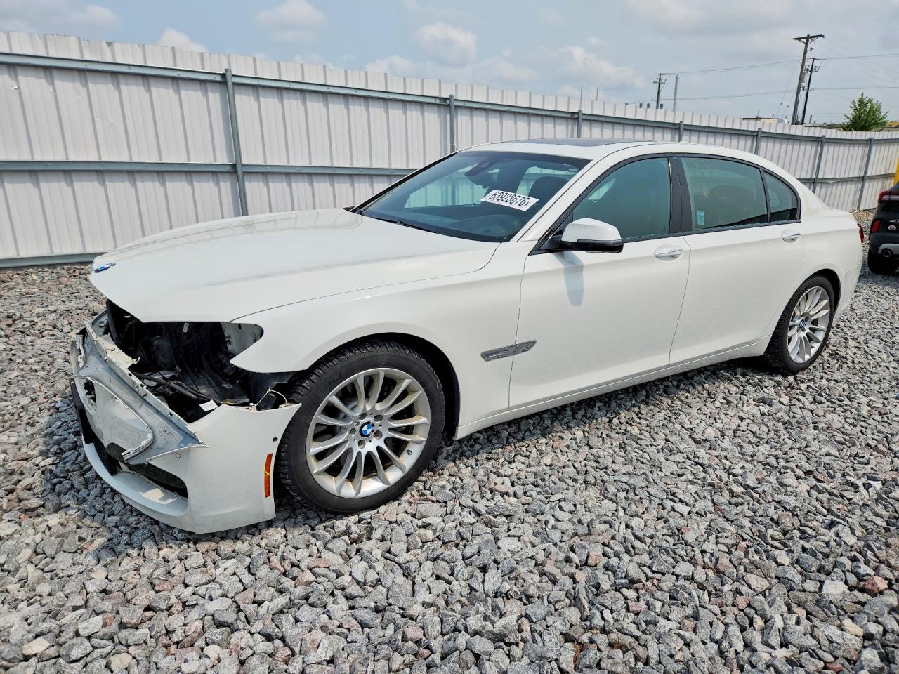 2015 BMW 750 LXI