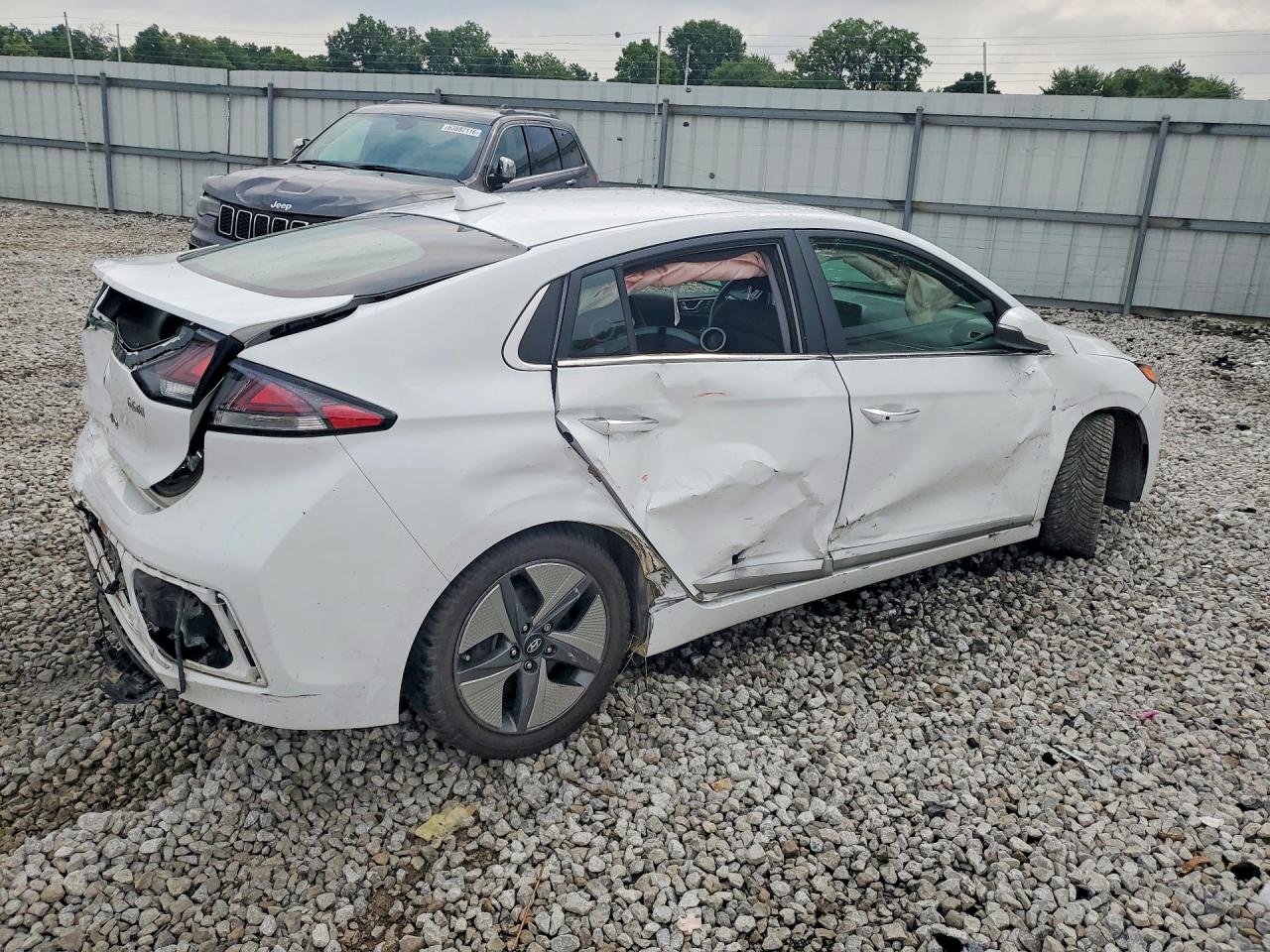 2020 HYUNDAI IONIQ LIMITED — снимка 3