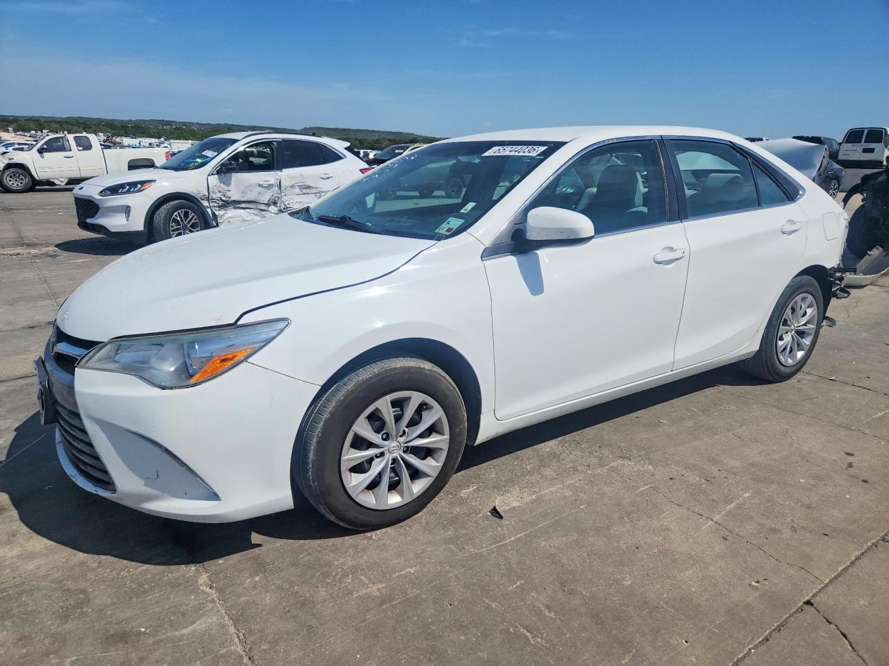 2017 TOYOTA CAMRY LE