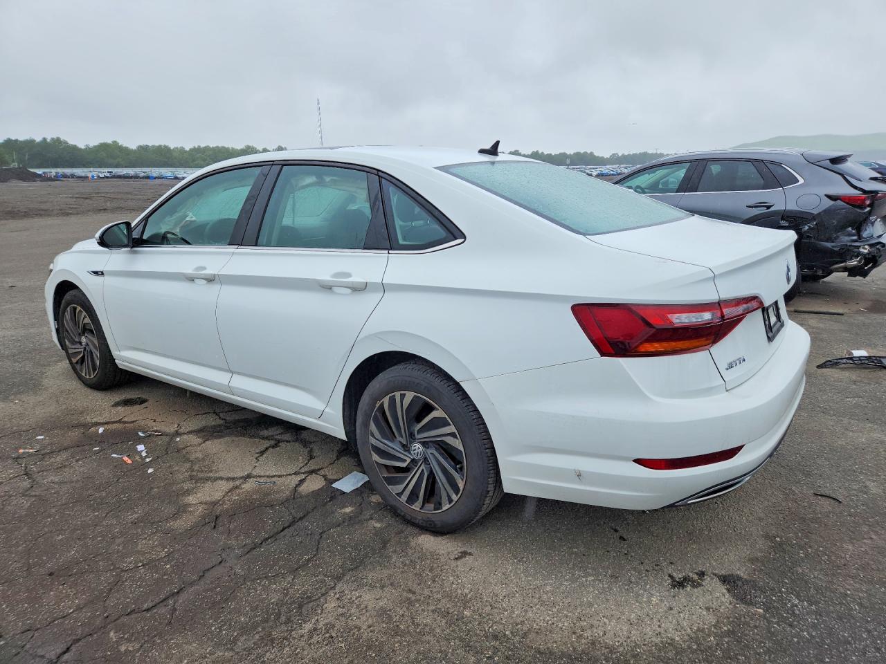 2019 VOLKSWAGEN JETTA SEL PREMIUM — снимка 2