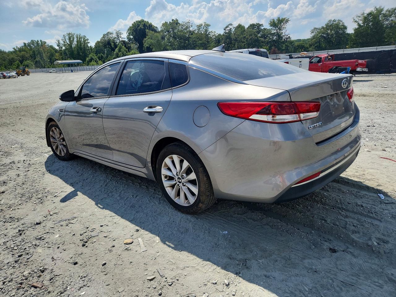 2016 KIA OPTIMA LX — снимка 2