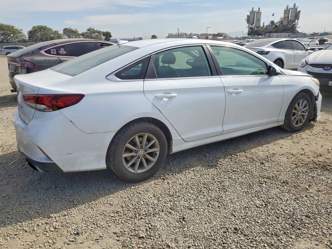 2019 HYUNDAI SONATA SE — снимка 3
