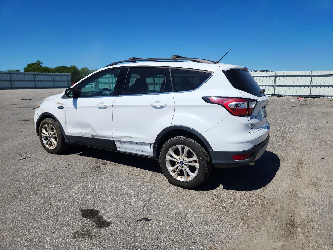 2017 FORD ESCAPE SE — снимка 2
