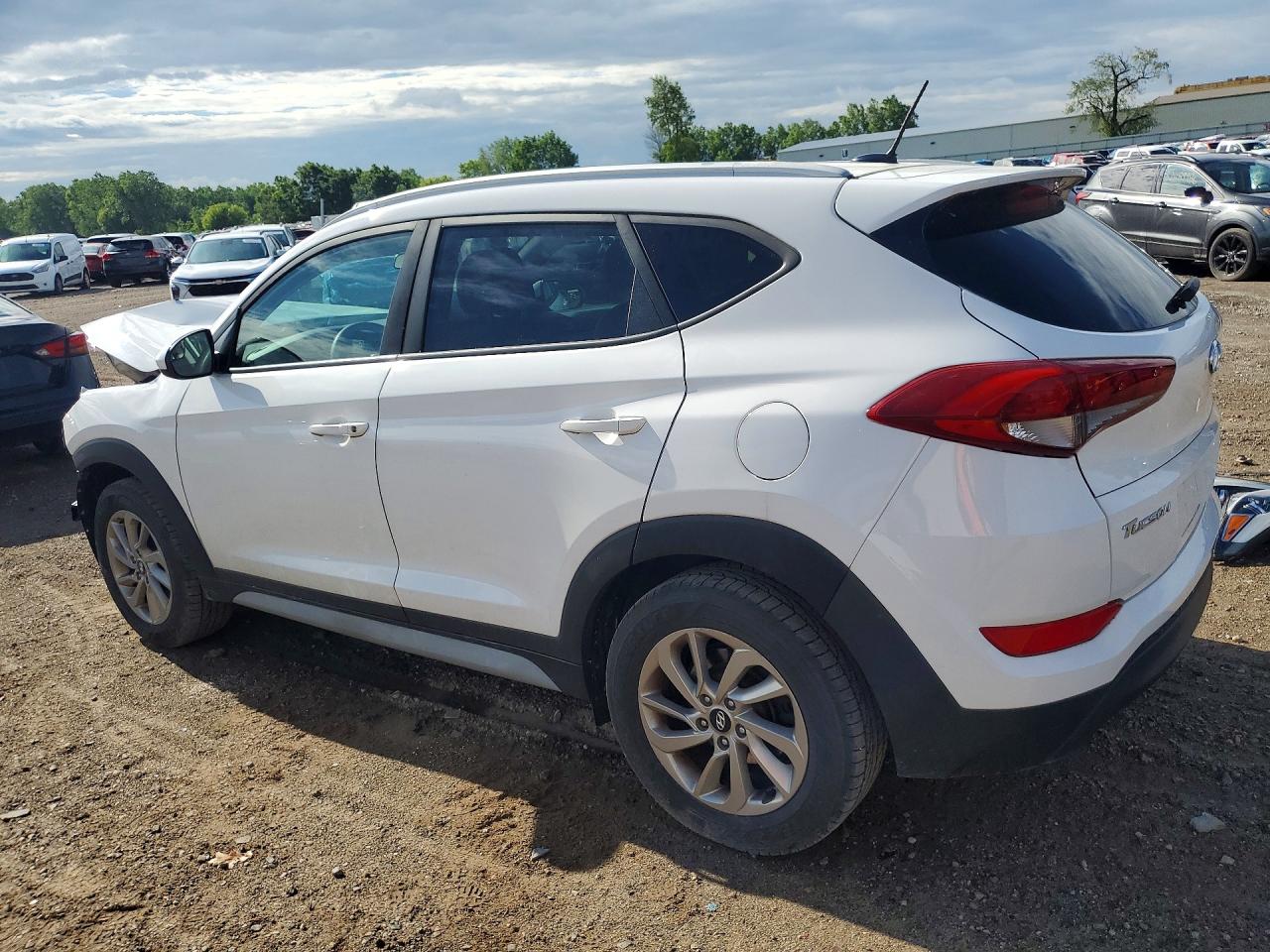 2017 HYUNDAI TUCSON SE — снимка 2