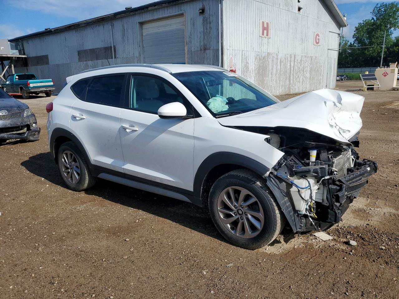 2017 HYUNDAI TUCSON SE — снимка 4