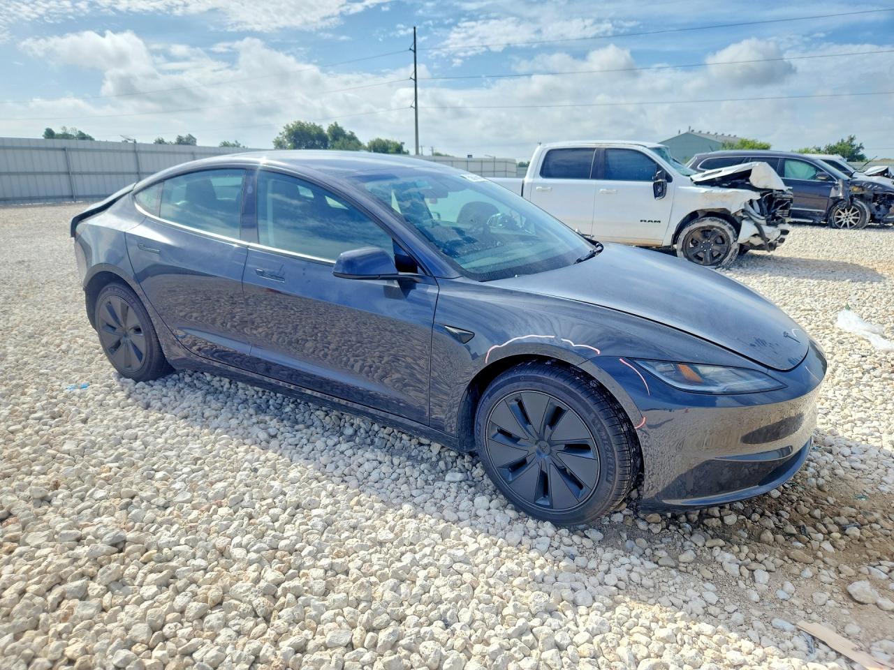 2026 TESLA MODEL 3 — снимка 4