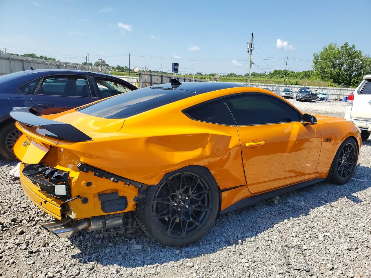 2026 FORD MUSTANG GT — снимка 3