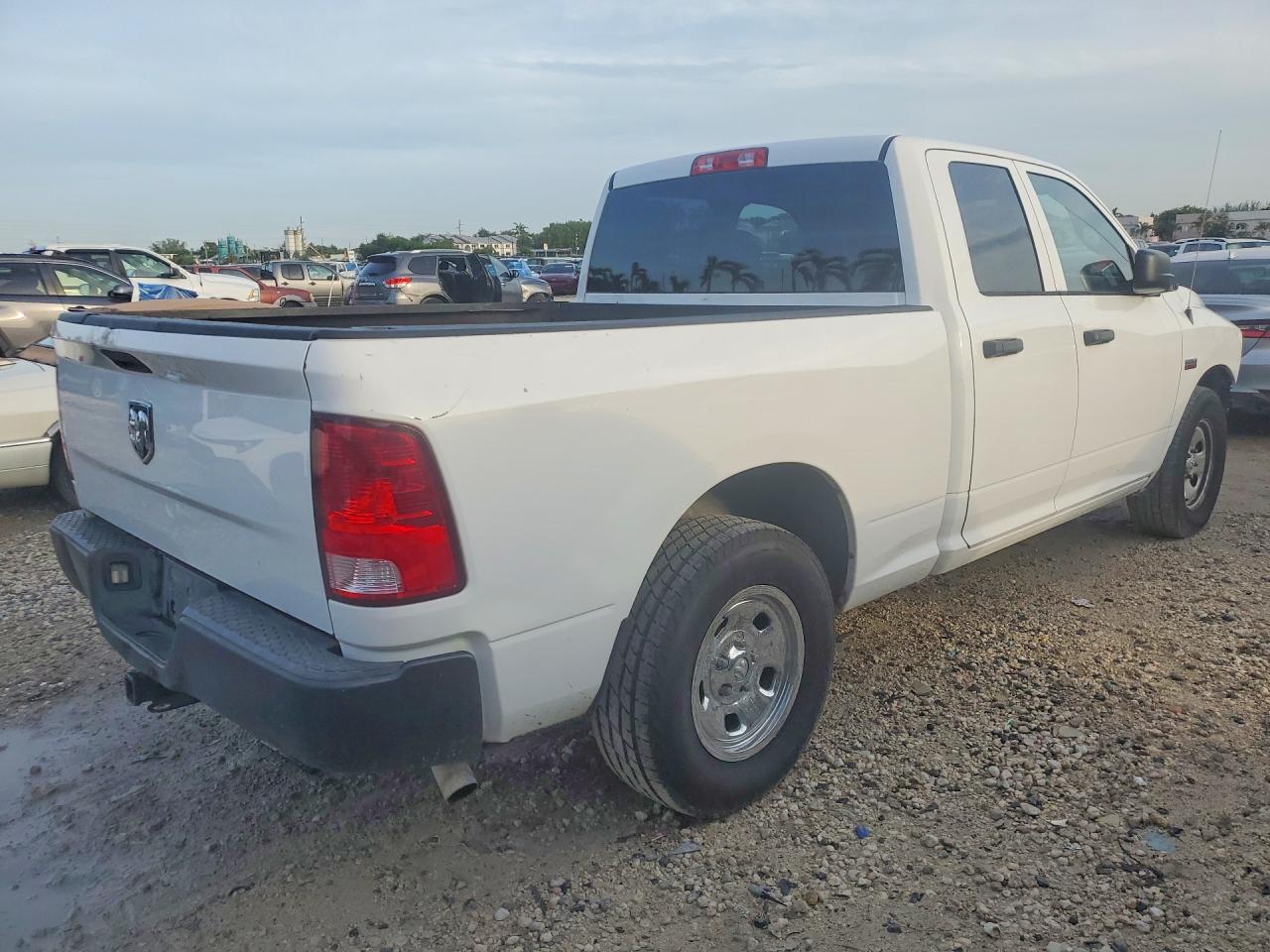 2019 RAM 1500 CLASSIC TRADESMAN — снимка 3