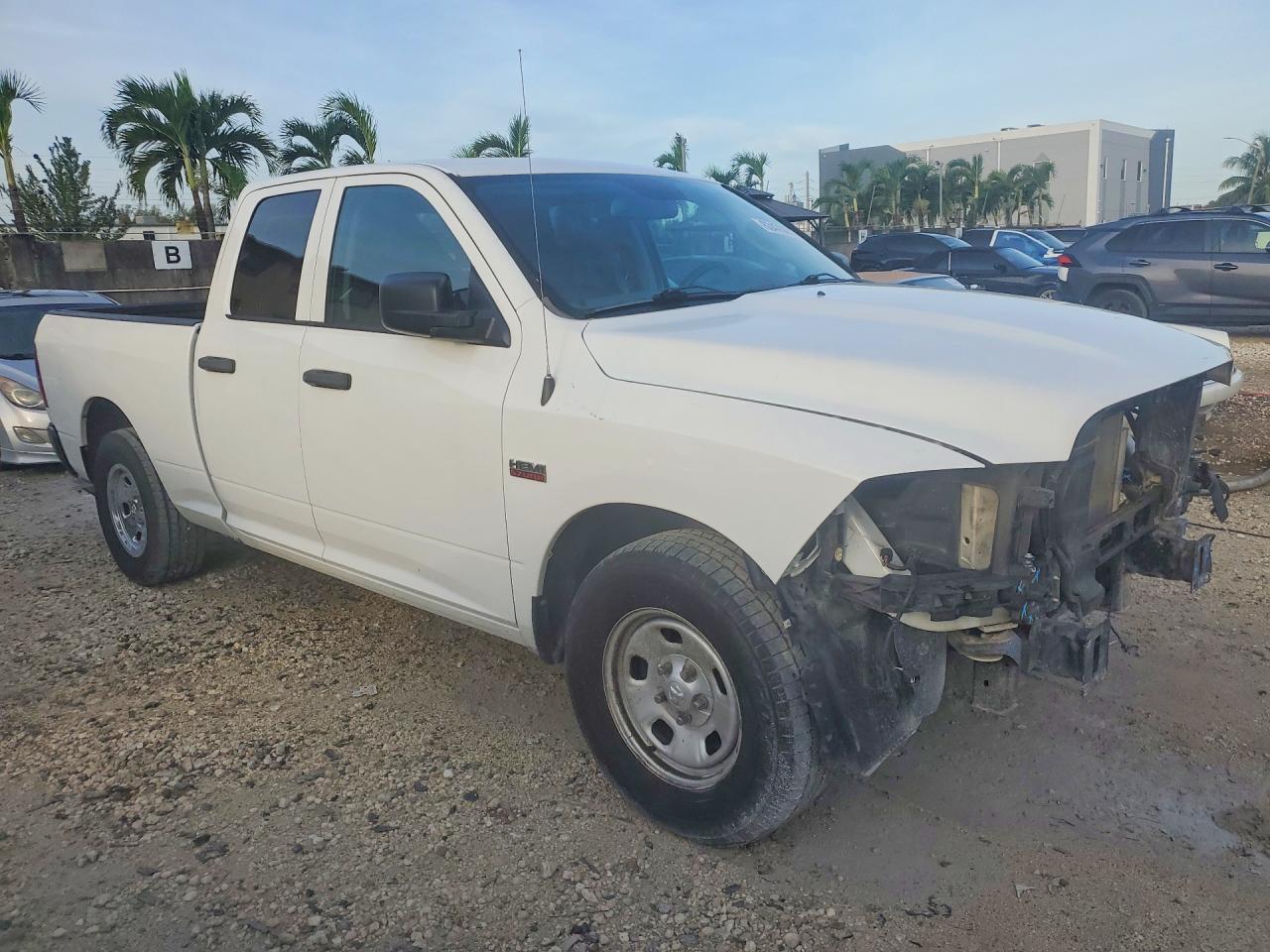 2019 RAM 1500 CLASSIC TRADESMAN — снимка 4