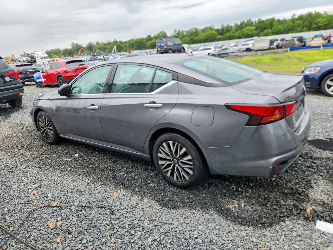 2024 NISSAN ALTIMA SV — снимка 2