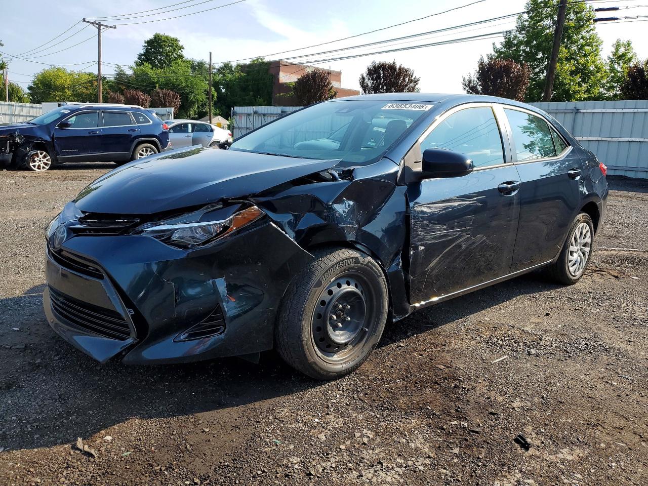 2017 TOYOTA COROLLA LE