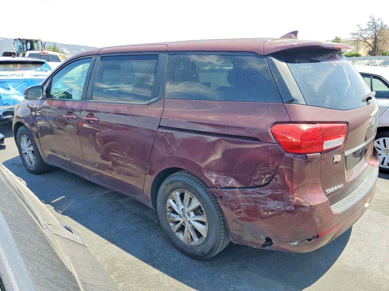 2018 KIA SEDONA LX — снимка 2