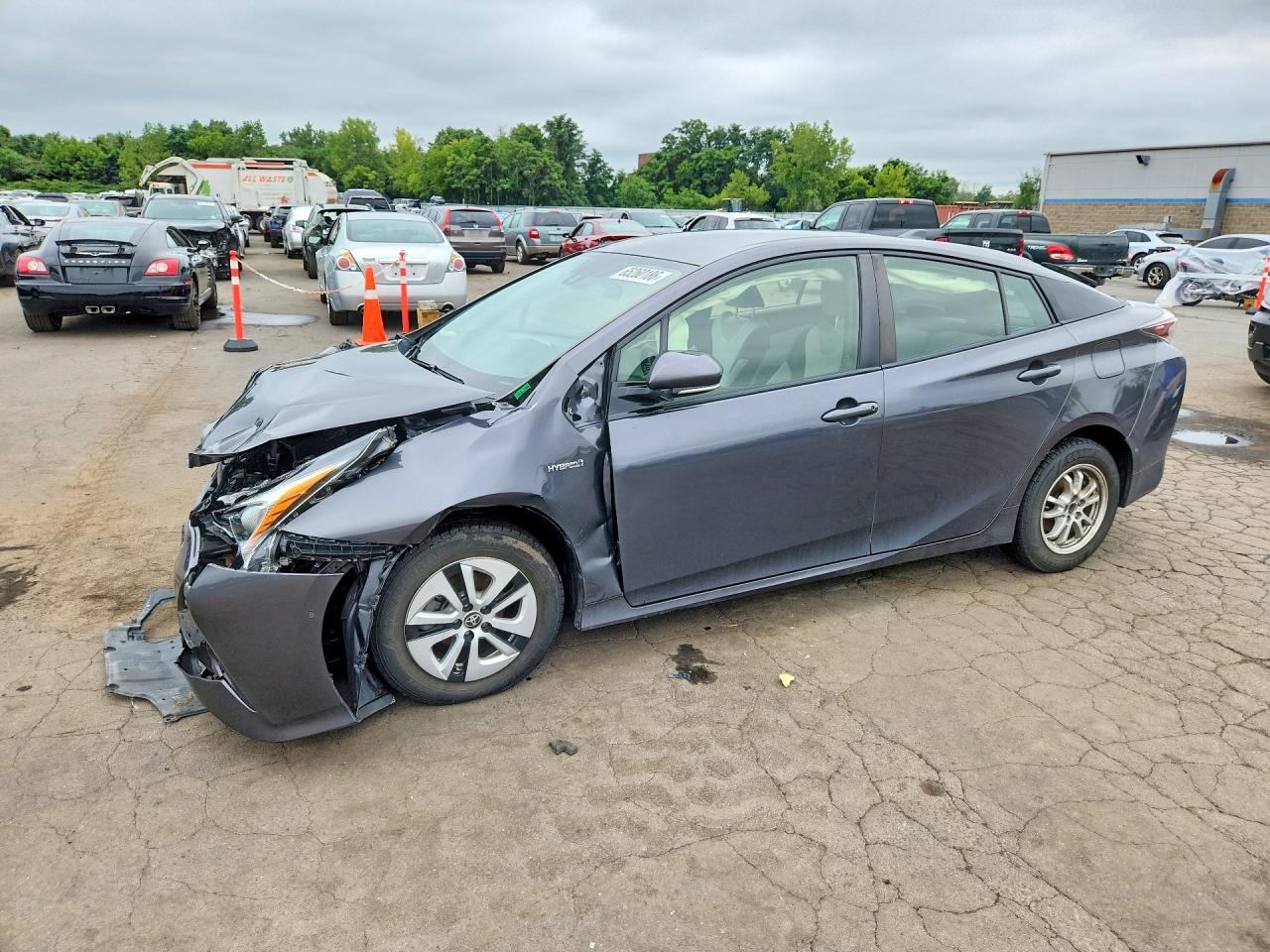 2018 TOYOTA PRIUS THREE