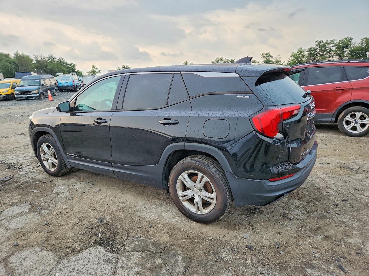 2018 GMC TERRAIN — снимка 2
