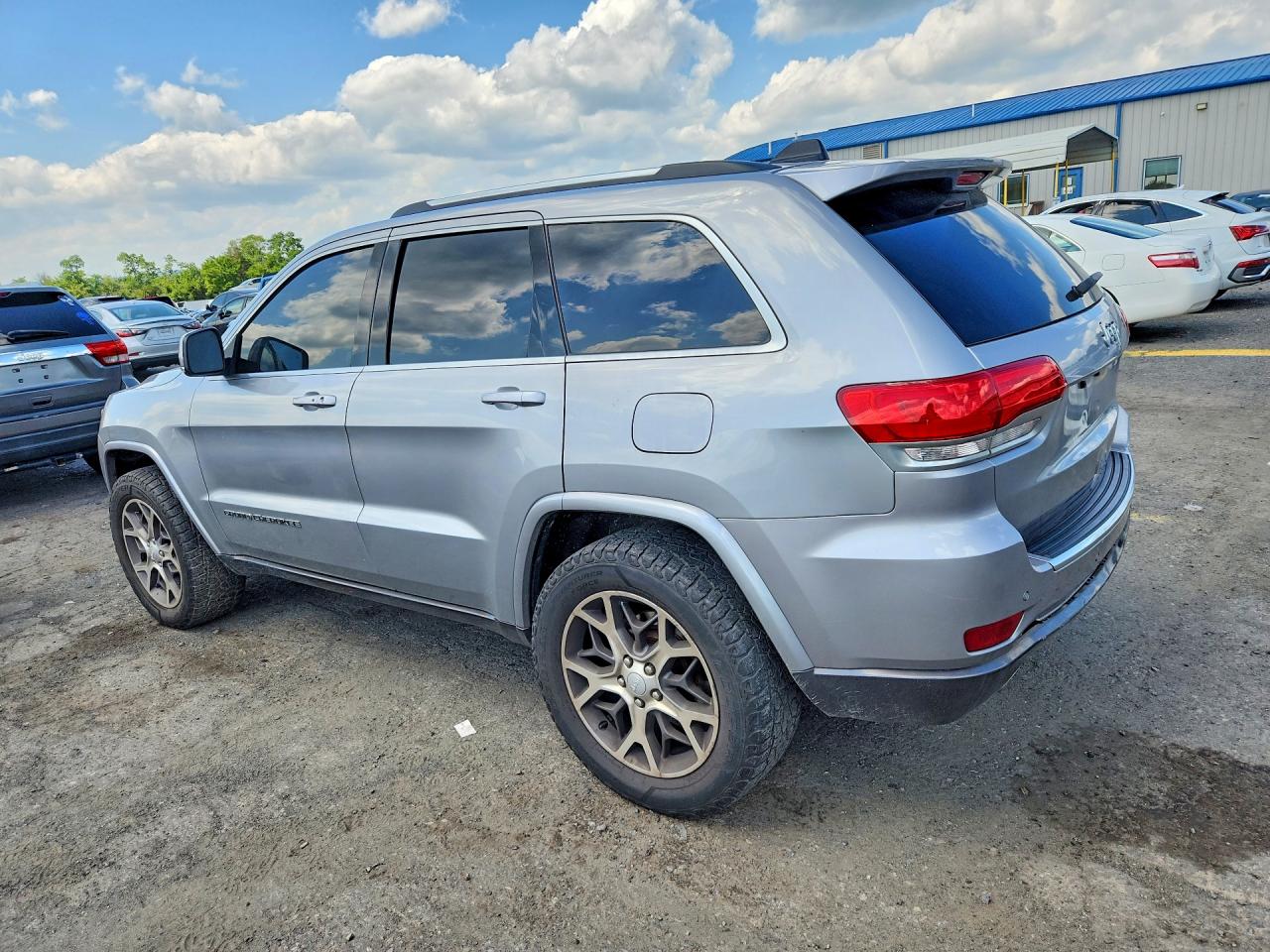 2018 JEEP GRAND CHEROKEE LIMITED — снимка 2