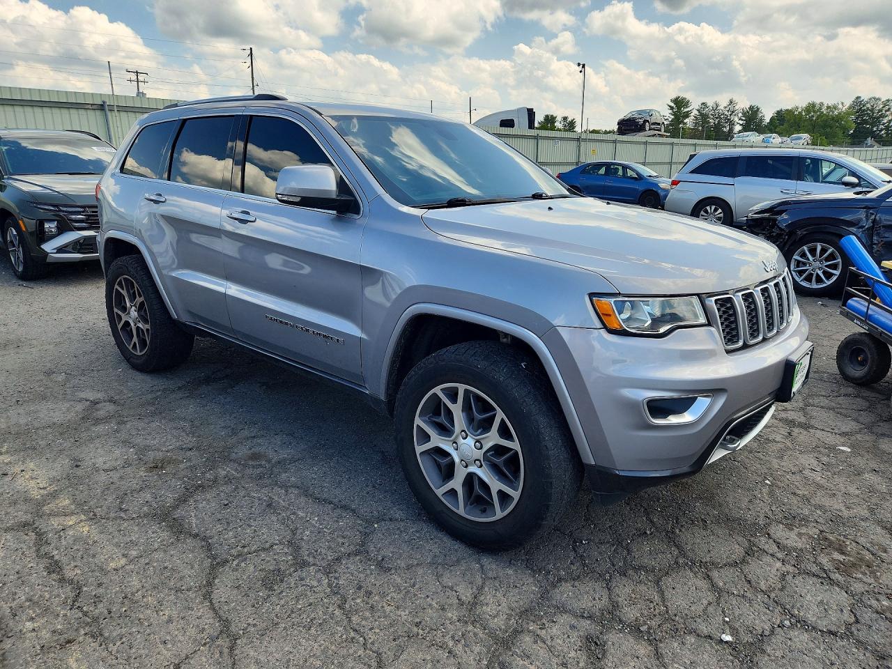 2018 JEEP GRAND CHEROKEE LIMITED — снимка 4